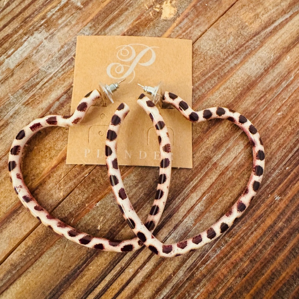 NEW Plunder Davis Earrings Animal Print